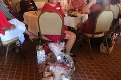Kelsi Fitzgerald at SMWN Holiday Extravaganza December 1, 2021